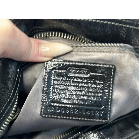 Coach Madison Luxury Designer Logo Tribeca Black Hobo EUC 14127 - Picture 9 of 10